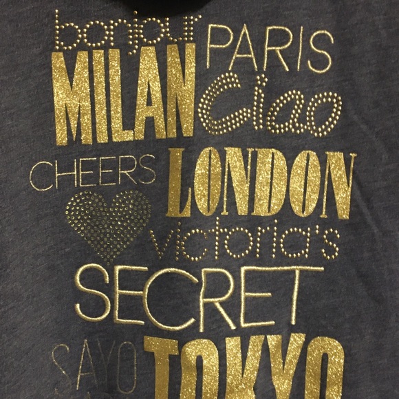 Victoria Secret Supermodel Essentials sweatshirt - Picture 4 of 8